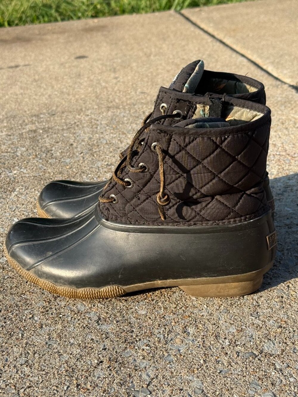 Sperry Saltwater Quilted Duck Boots Black Size 9.5 Gorpcore Preppy Waterproof412